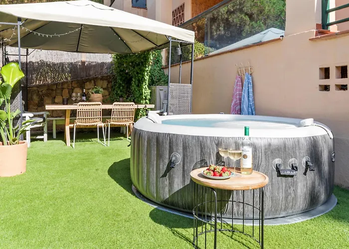 Lejlighed Beautiful Apt, 7pax, Jacuzzi, Pingpong, 3min Marbella